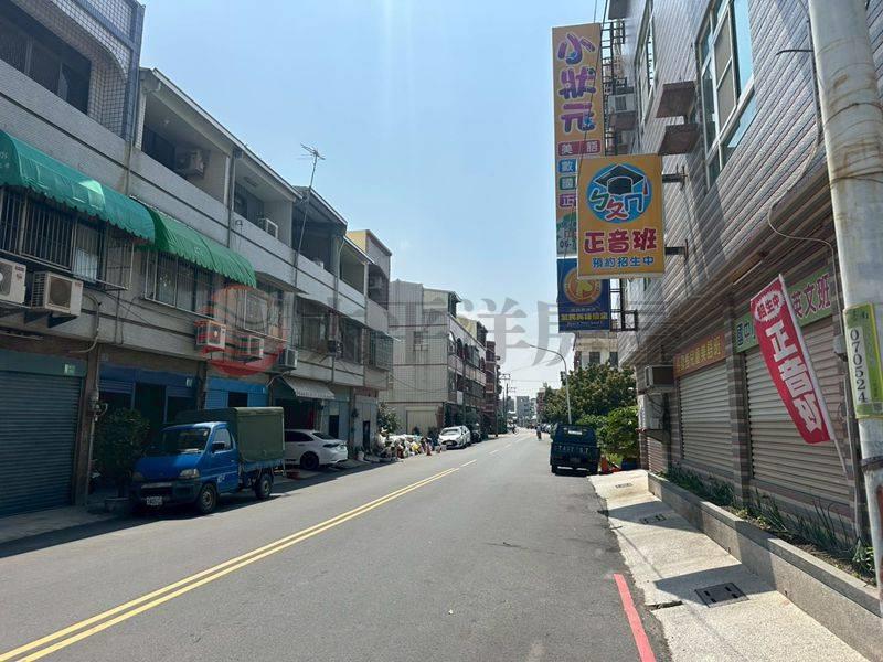 信義一街角窗透天