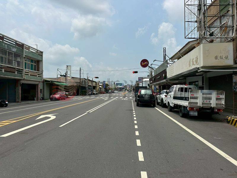 仁愛路上大路邊双店面,台南市佳里區仁愛路