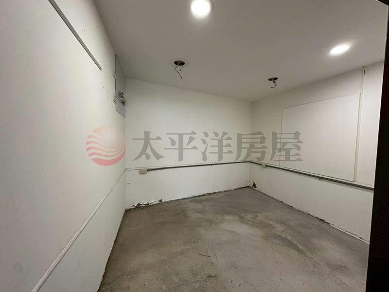 仁愛路上大路邊双店面,台南市佳里區仁愛路