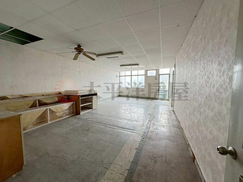 仁愛路上大路邊双店面,台南市佳里區仁愛路