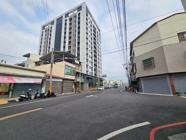 和謙最高樓3房平車,台南市仁德區德崙路