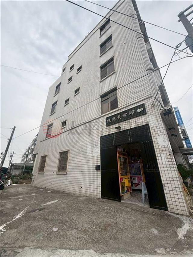 佳里佳北路角窗透天+大空地(有花園),台南市佳里區佳北路