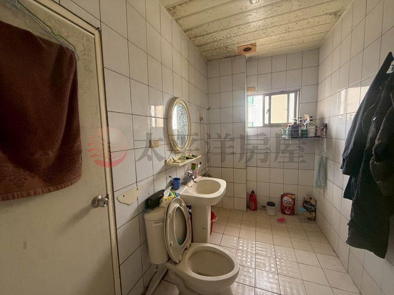 佳里佳北路角窗透天+大空地(有花園),台南市佳里區佳北路