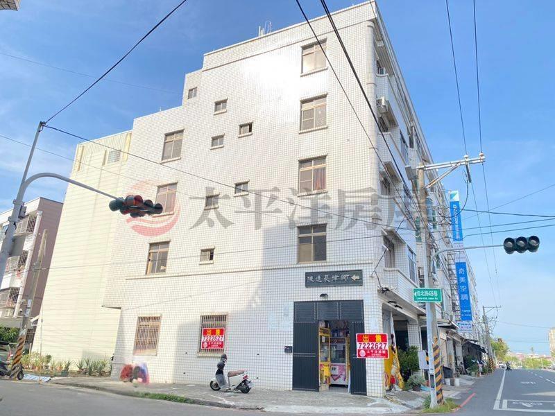 佳里佳北路角窗透天+大空地(有花園),台南市佳里區佳北路