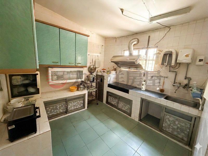 佳里六合街雙層純實透天,台南市佳里區六合街