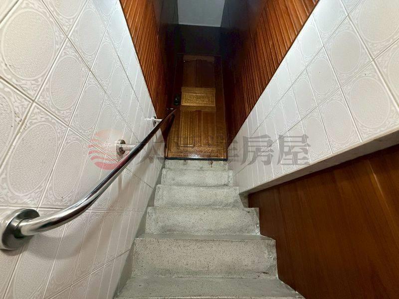 佳里六合街雙層純實透天,台南市佳里區六合街