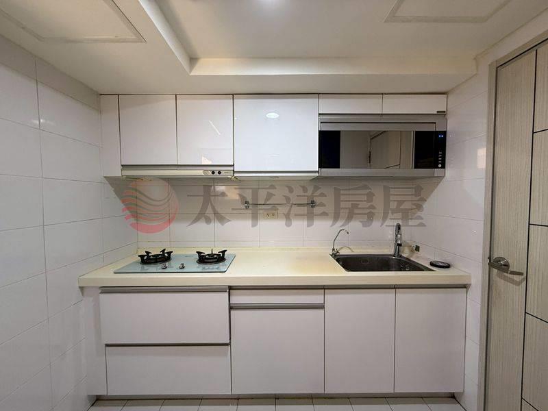 新悅城凱旋雙車位高景宅,台南市安平區健康路三段