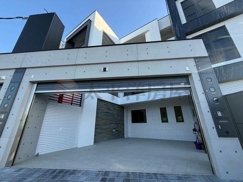 佳里齊家大面寬美車墅(B),台南市佳里區