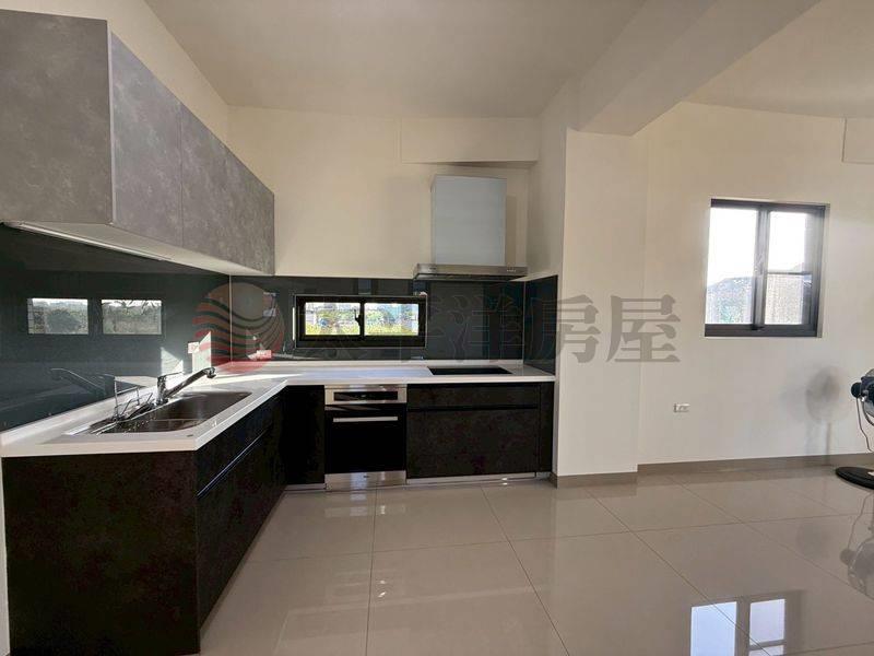 佳里齊家大面寬美車墅(B),台南市佳里區