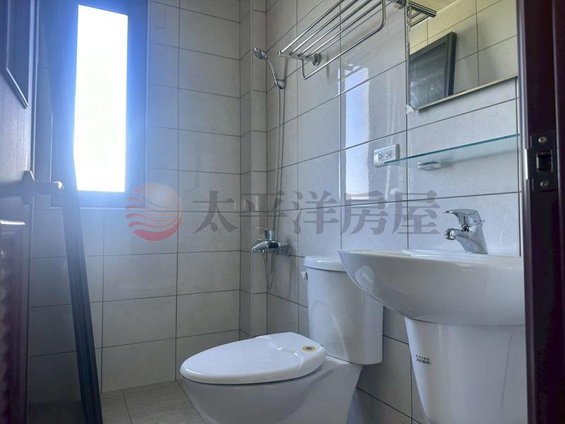佳里塭子內全新雙車透天1,台南市佳里區