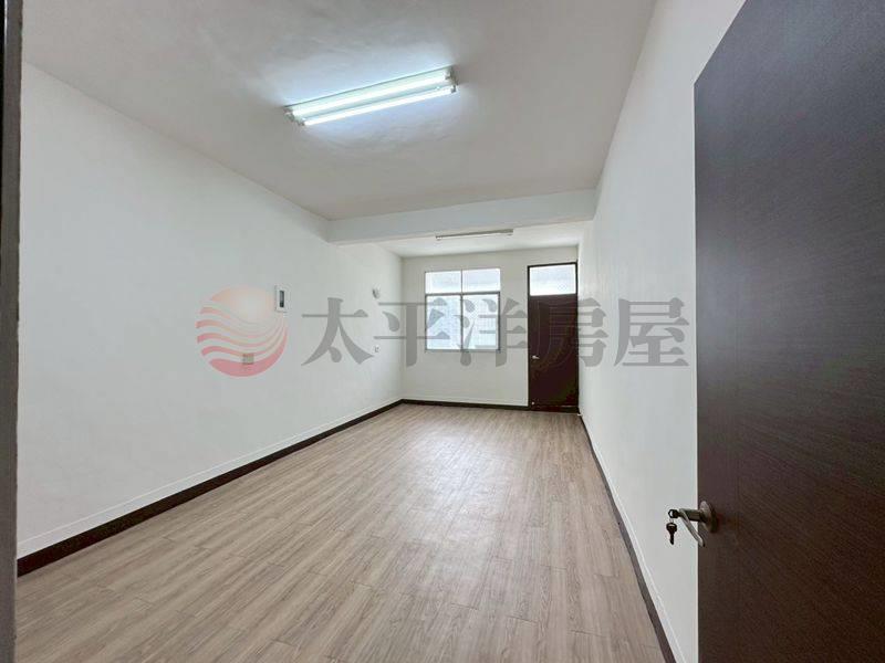 佳里星巴克旁整新2+1樓,台南市佳里區佳東路