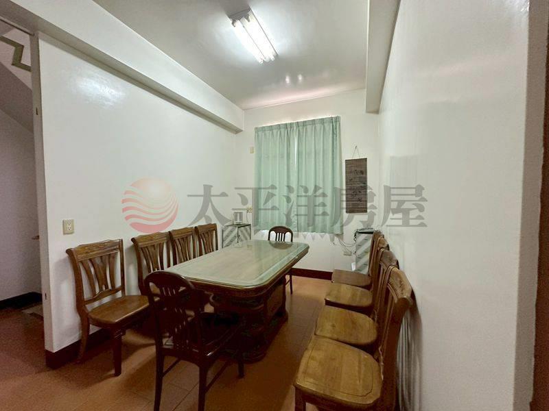 忠孝東路邊間美透天,台南市佳里區忠孝東路