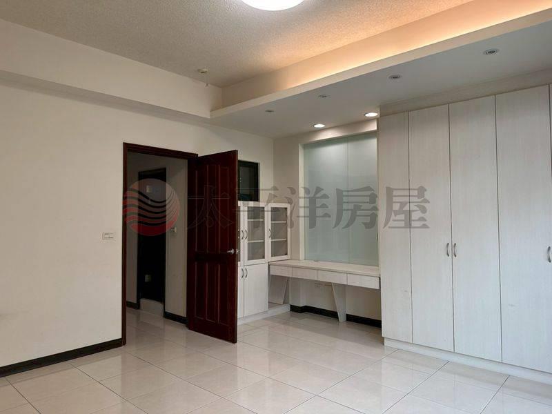 仁愛國小旁精裝車墅,台南市佳里區祥和五街