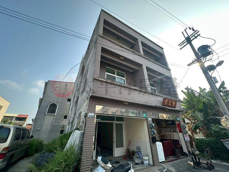 歸仁買透天送25坪建地,台南市歸仁區和順路一段