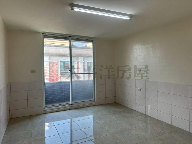 歸仁買透天送25坪建地,台南市歸仁區和順路一段