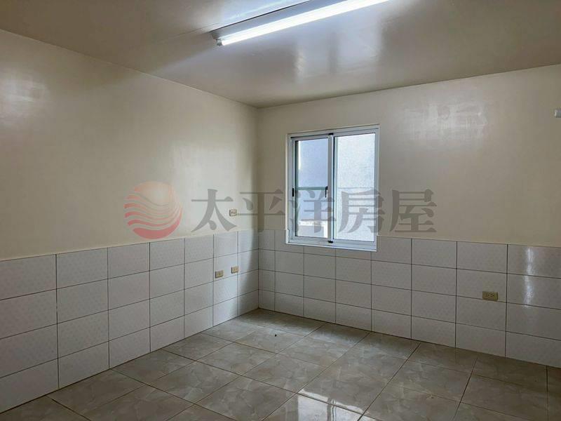 歸仁買透天送25坪建地,台南市歸仁區和順路一段