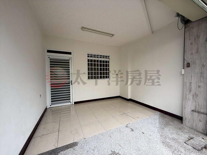 佳里星巴克旁整新2+1樓,台南市佳里區佳東路
