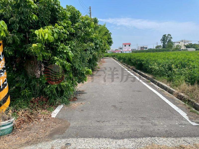 西港大竹林村莊旁農地,台南市西港區劉厝段