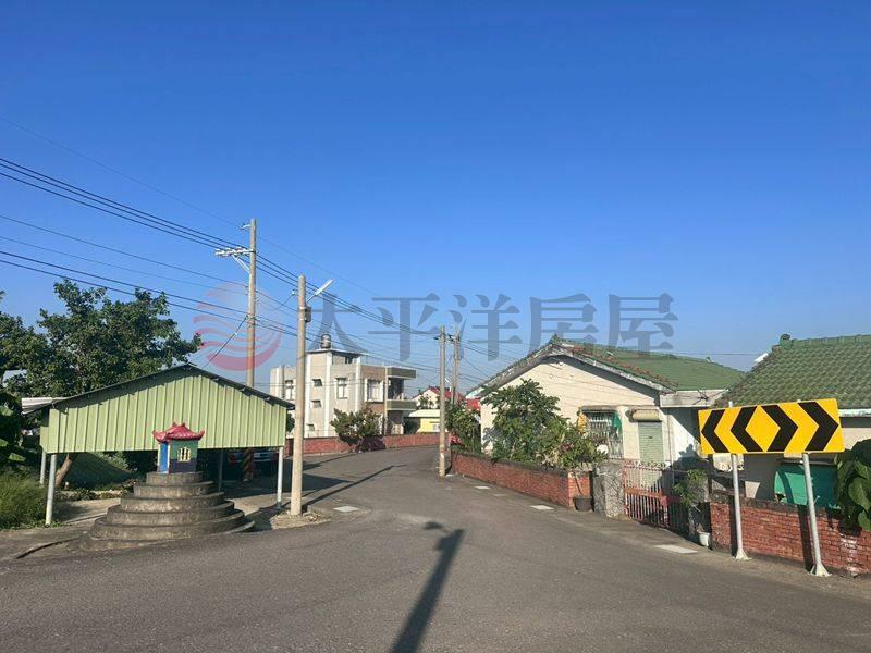 營頂村莊旁大面積農地,台南市佳里區禮化段